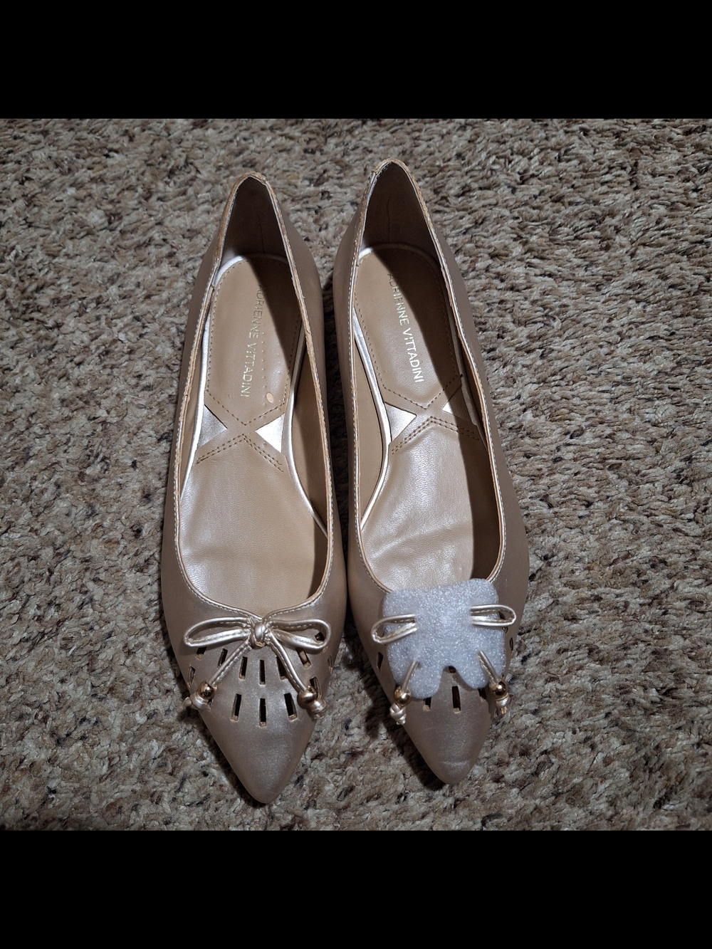 Adrienne Vittadini Beige Pointed Toe Flats Bow 8.5M